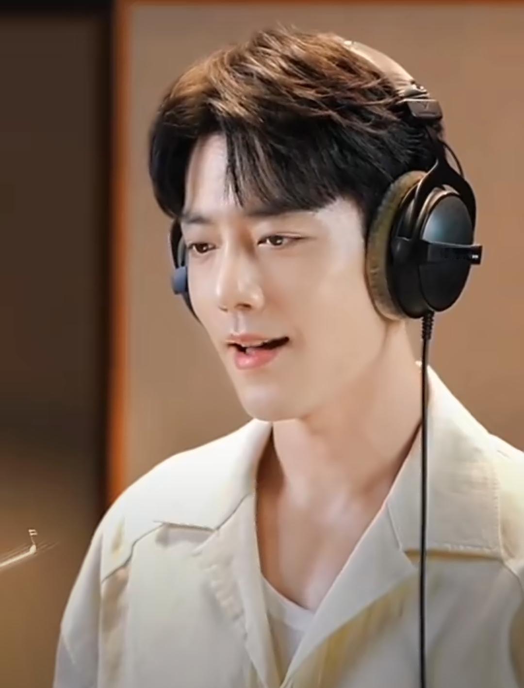 北京台春晚怕不是“漏勺本勺”！新出的“岁岁安康，年年欢畅”征集活动，明晃晃撞脸肖