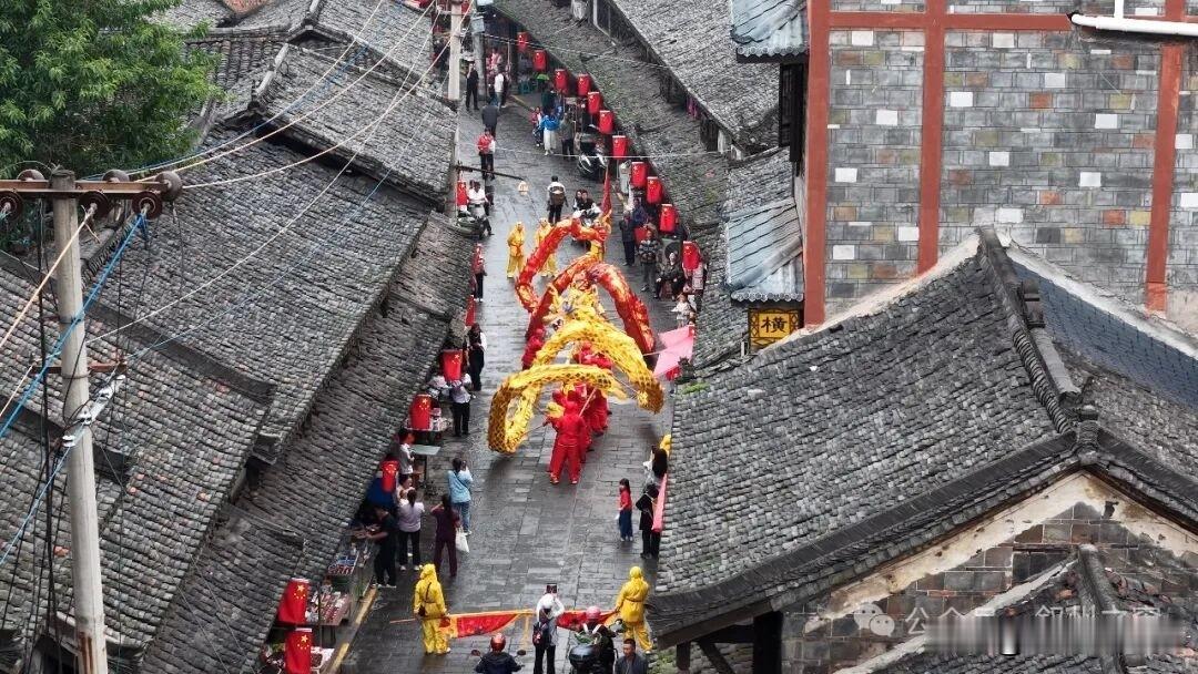 宜宾旅游，可能想安静或者最静的应该是横江古镇吧！这里没有那么多游客，没有那么多喧