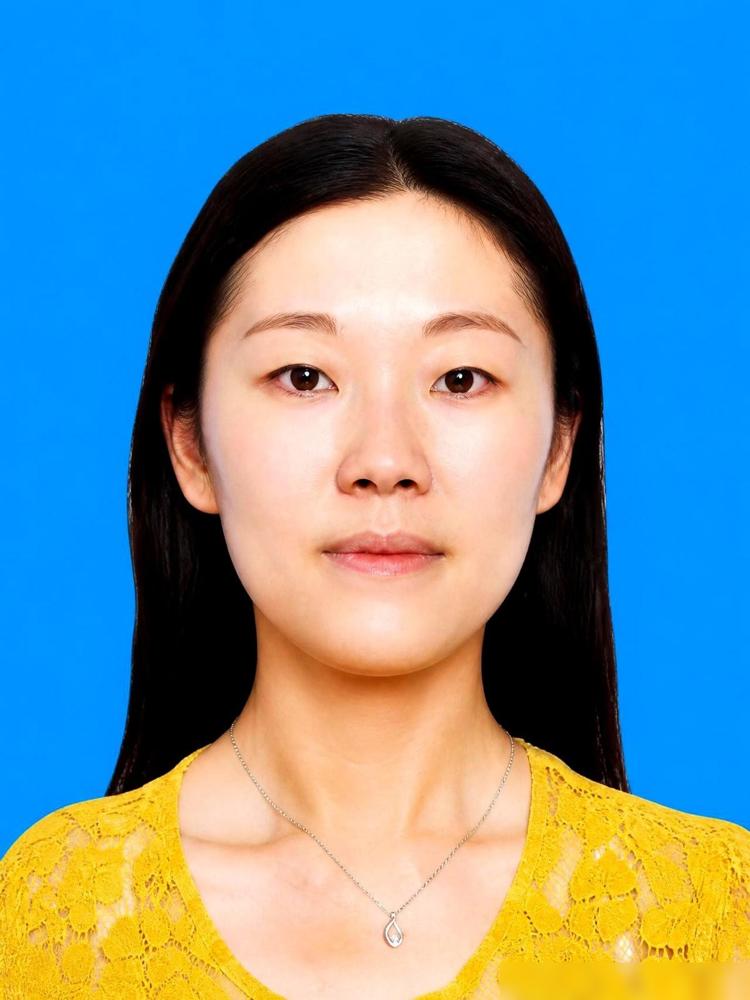 刷到吉林农大女副教授王秋举的这篇报道，这剧情走向着实够硬核。

说真的前几年我们