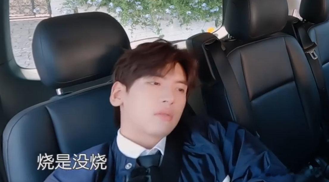 翟潇闻[超话]翟潇闻看似活力满满实则病了三天翟潇闻你可长点心！和妍姐、林大厨去超