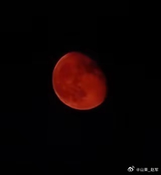 营主升降，卫主出入。升降定三阴，出入主三阳。麻黄开出入，桂枝调升降。六经方证，不