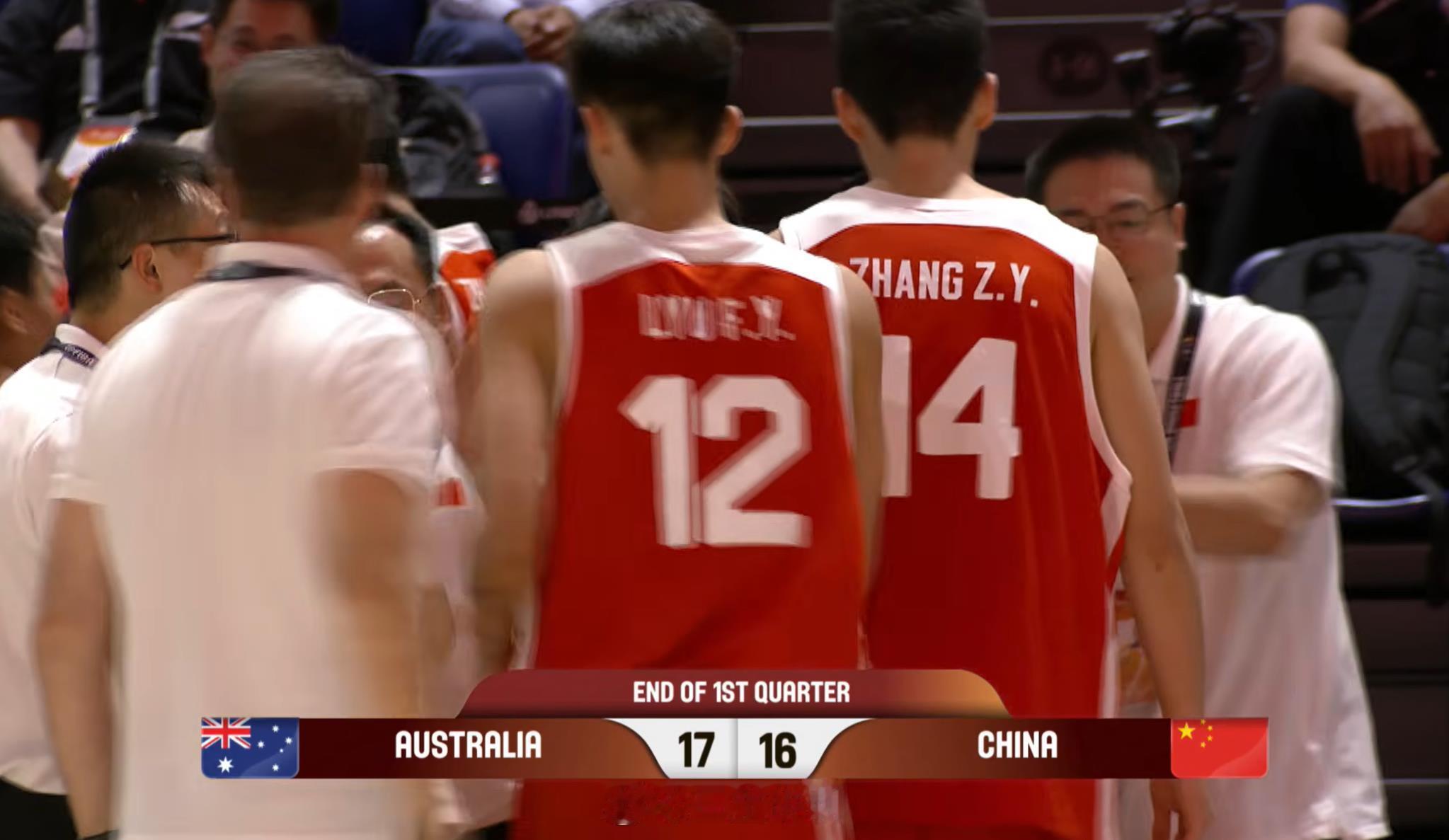 FIBAU16亚洲杯 后半节打得就跟直播一样卡。。。最后压哨三分可以！ ​​​