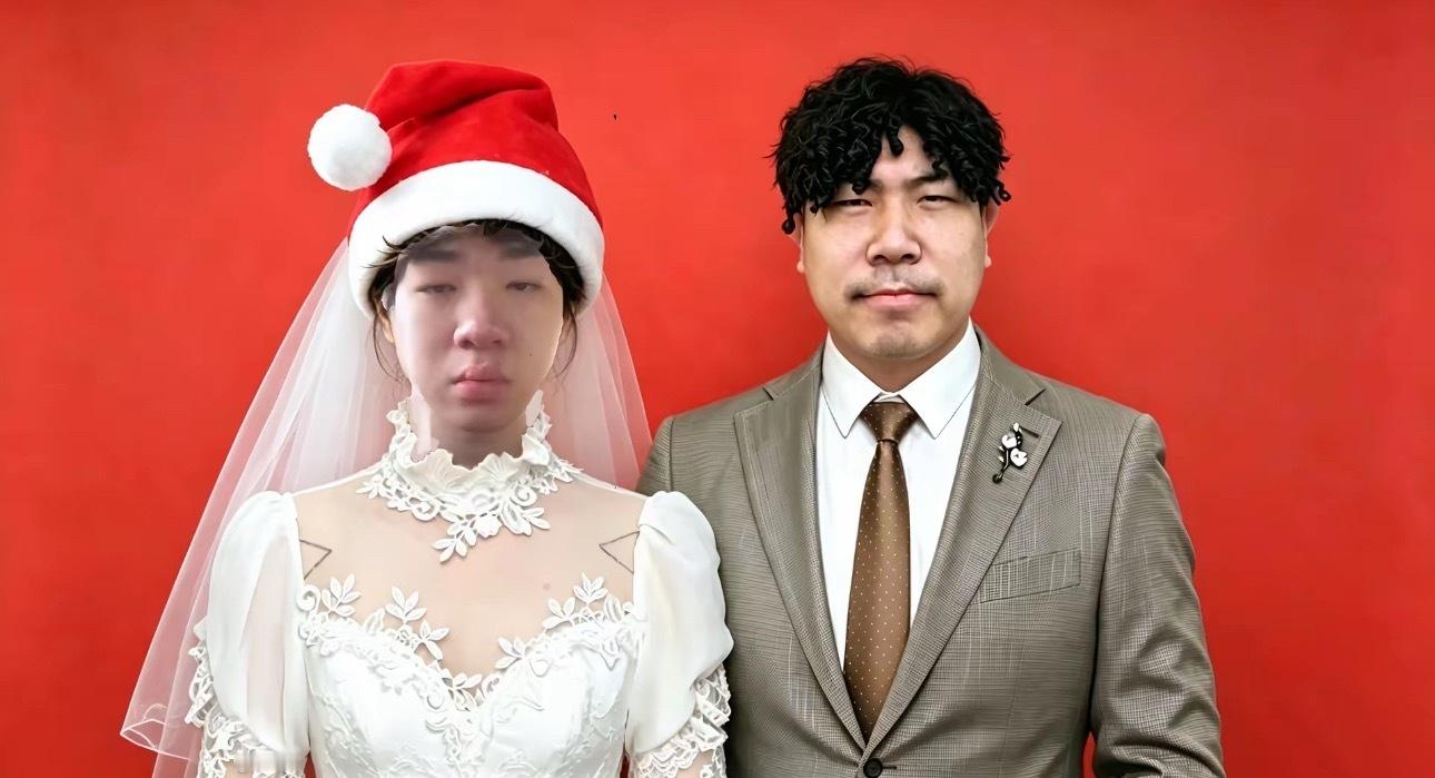 绷不住了！华云龙晒出和TopBarry的婚纱照官宣演唱会嘉宾！华云龙