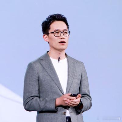 【王腾公司完成数千万种子轮融资】王腾新公司下半年将发布软硬件产品1月20日，“今