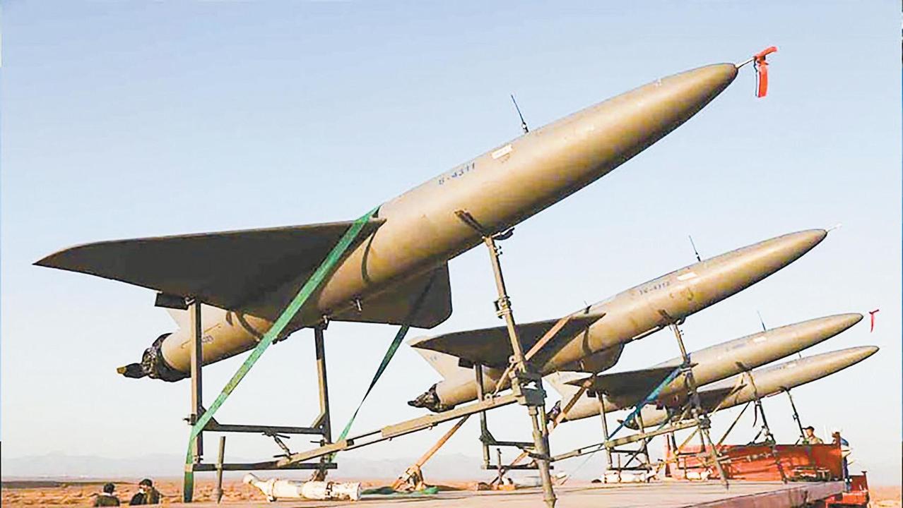 战场视频在网络上刷屏，每一个镜头都让人揪心，伊朗这次是真的没留余地，直接亮出了自