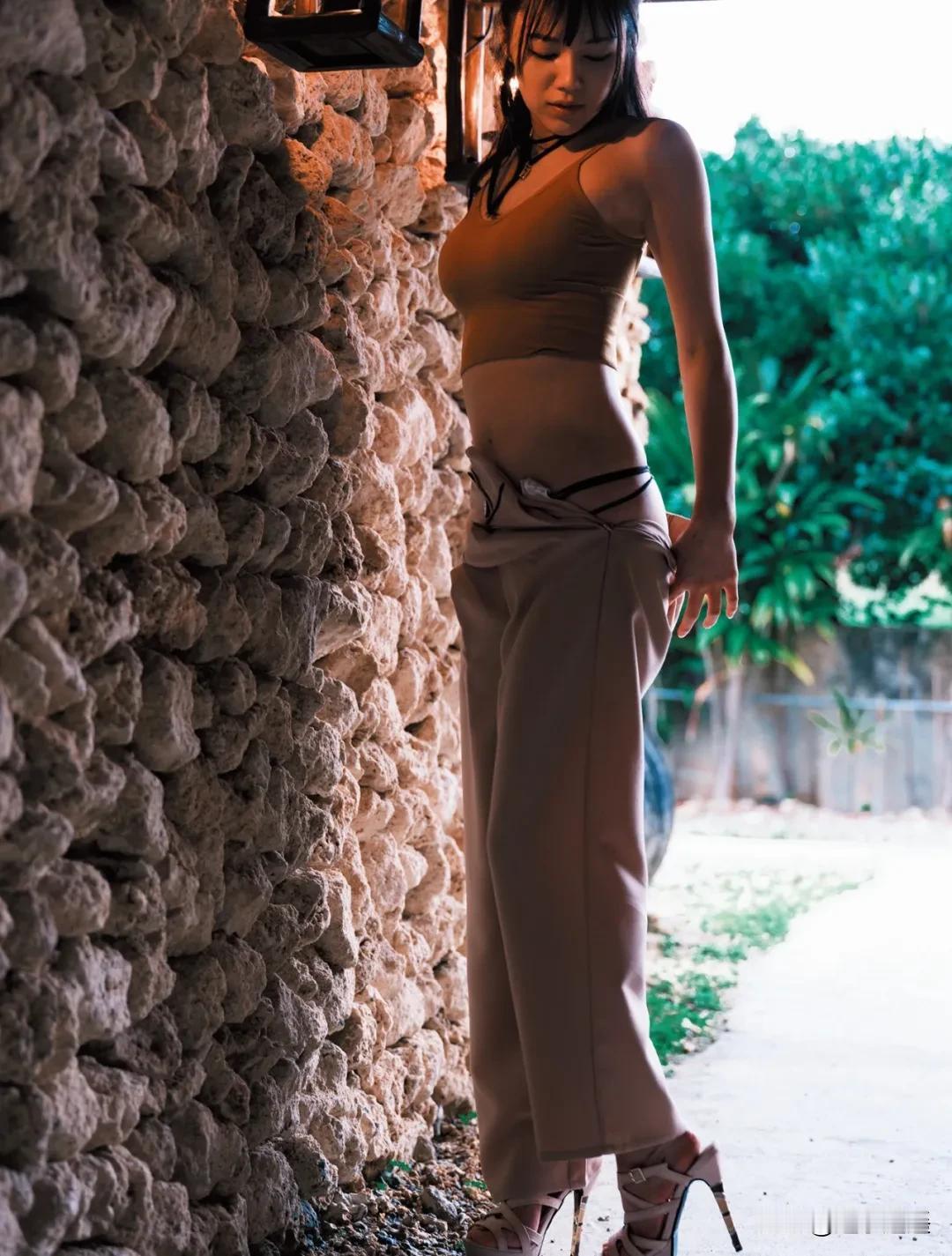 女人的十大谎言
一、你想多了。翻译：你猜对了。
二、随便你怎么想。翻译：你又猜对