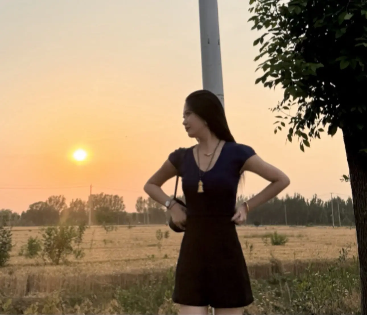 今天的风景是原相机下 夕阳无限好的感觉，这时候取景太出片了 抓紧拍