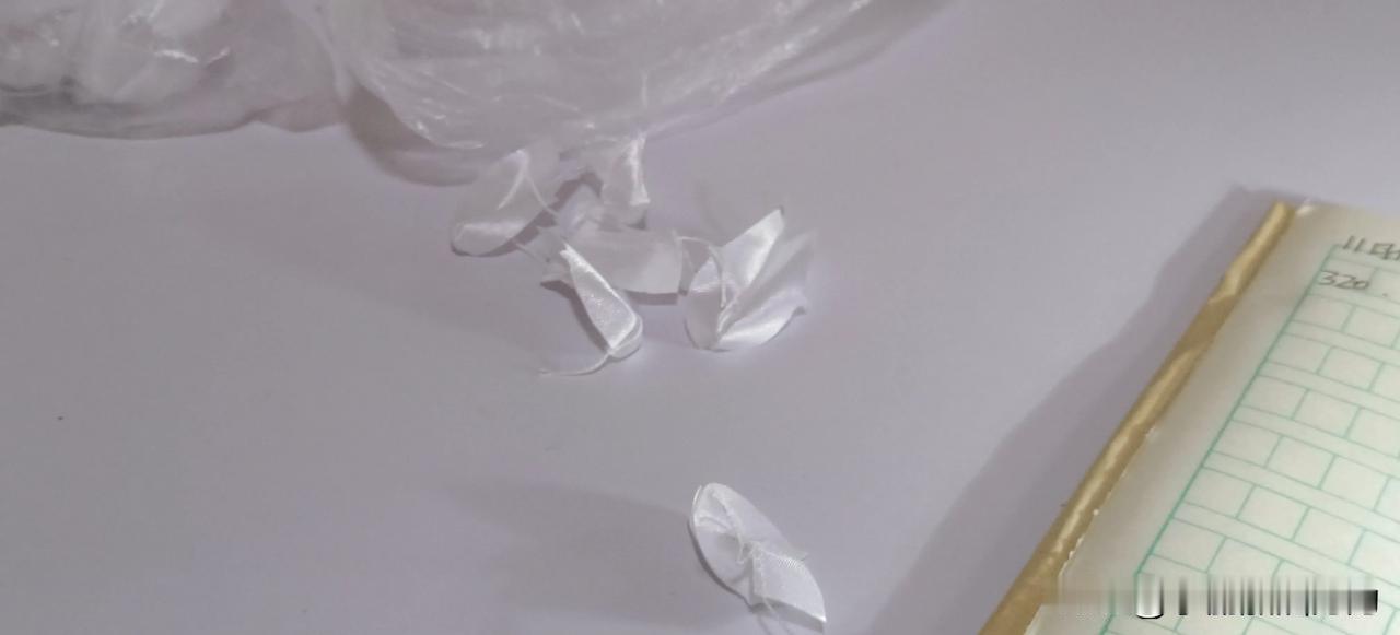 大家好我是一位白血病病人，今年第四年时间，现在做缝纫工作

昨天做一天时间，因为