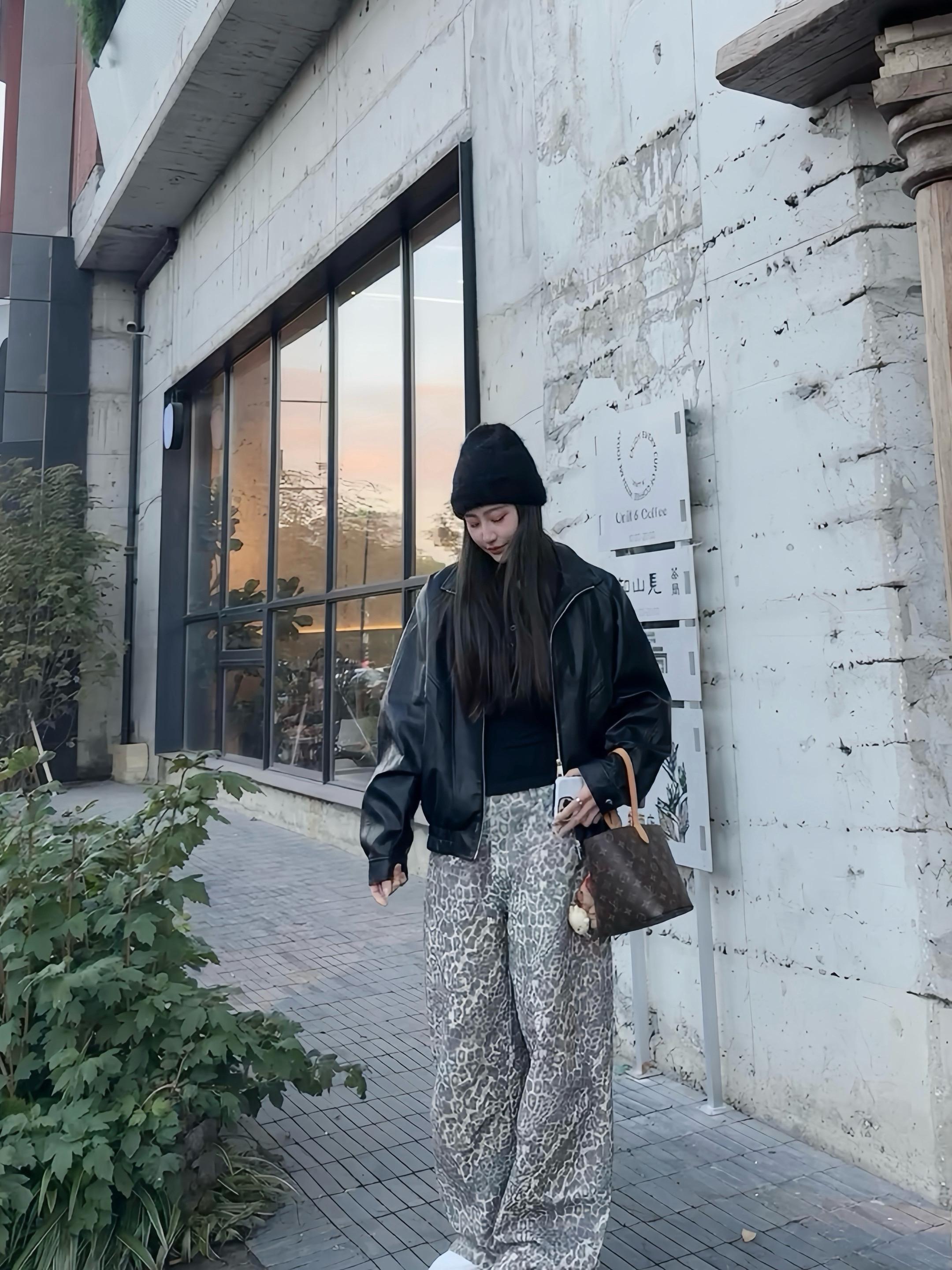 我的龟龟.. 我的天蝎女孩开始秒回信息了，白羊女孩变得温柔了.闺蜜是我...