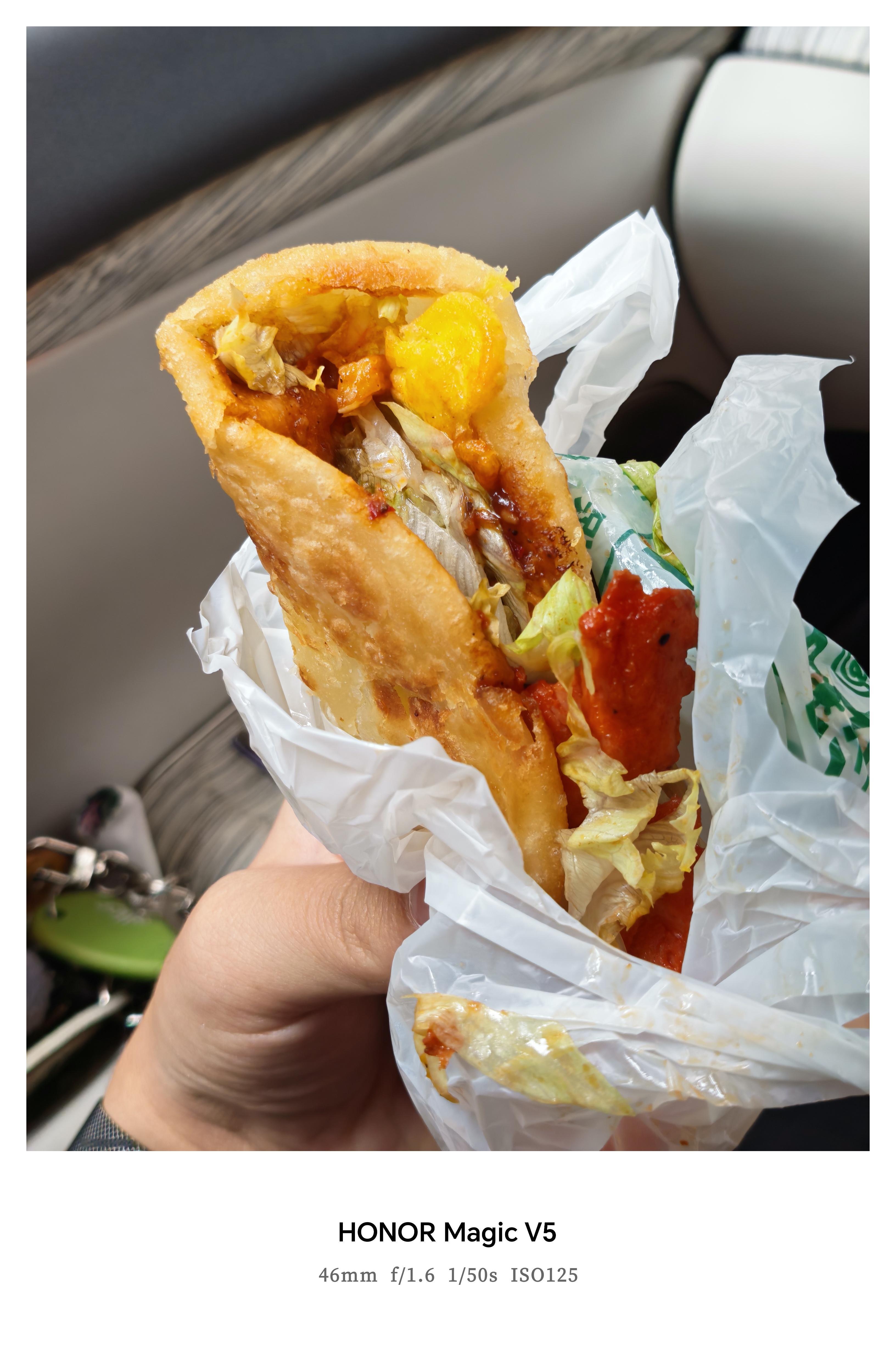 这一口鸡蛋灌饼加里脊，谁吃谁迷糊[干饭人][干饭人] ​​​