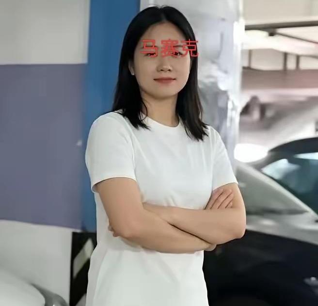 长沙女车主道歉，不过是迫不得已罢了

一是，单位要处理她，9日已发通报；

二是