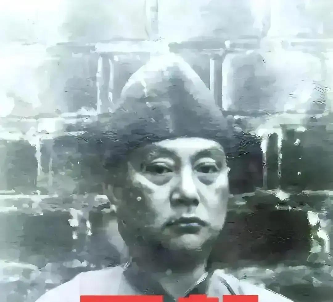 1950年，国军中将周磐在昆明被俘，并判处死刑，就在快要被枪毙时，他忽然想到，自