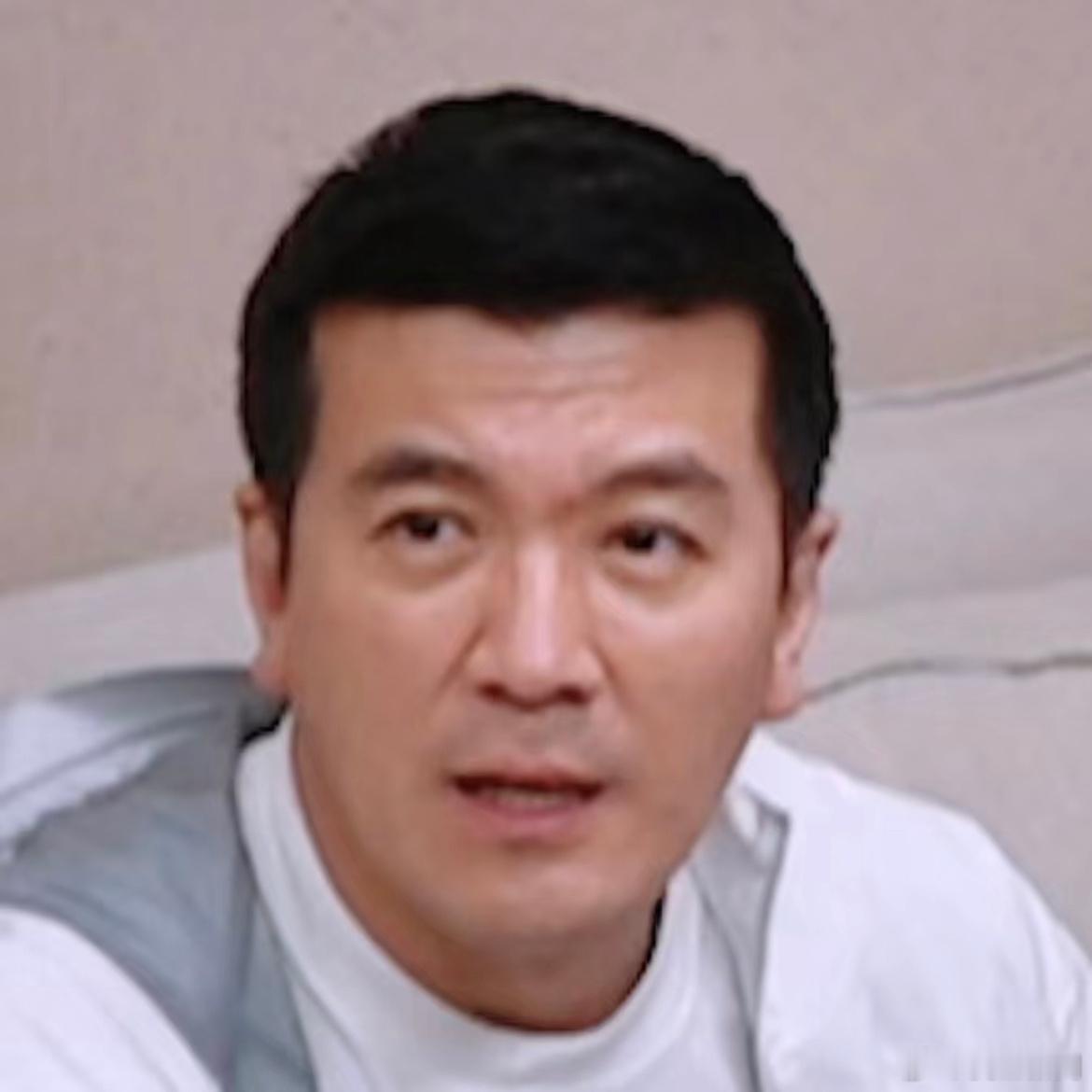杨子和留几手的大眼袋，天天都是张家长李家短[doge] 