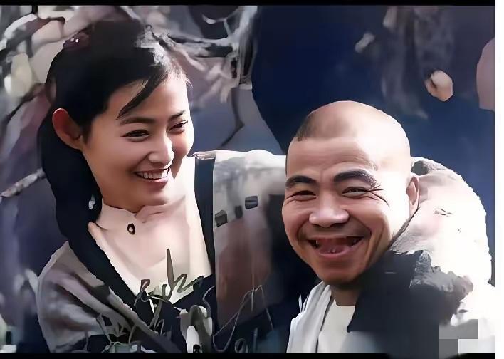 潘金莲与武大郎。