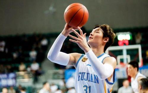 王哲林：他是CBA赛场上的顶级内线，本赛季投篮命中率高达72.2%。1月27日，