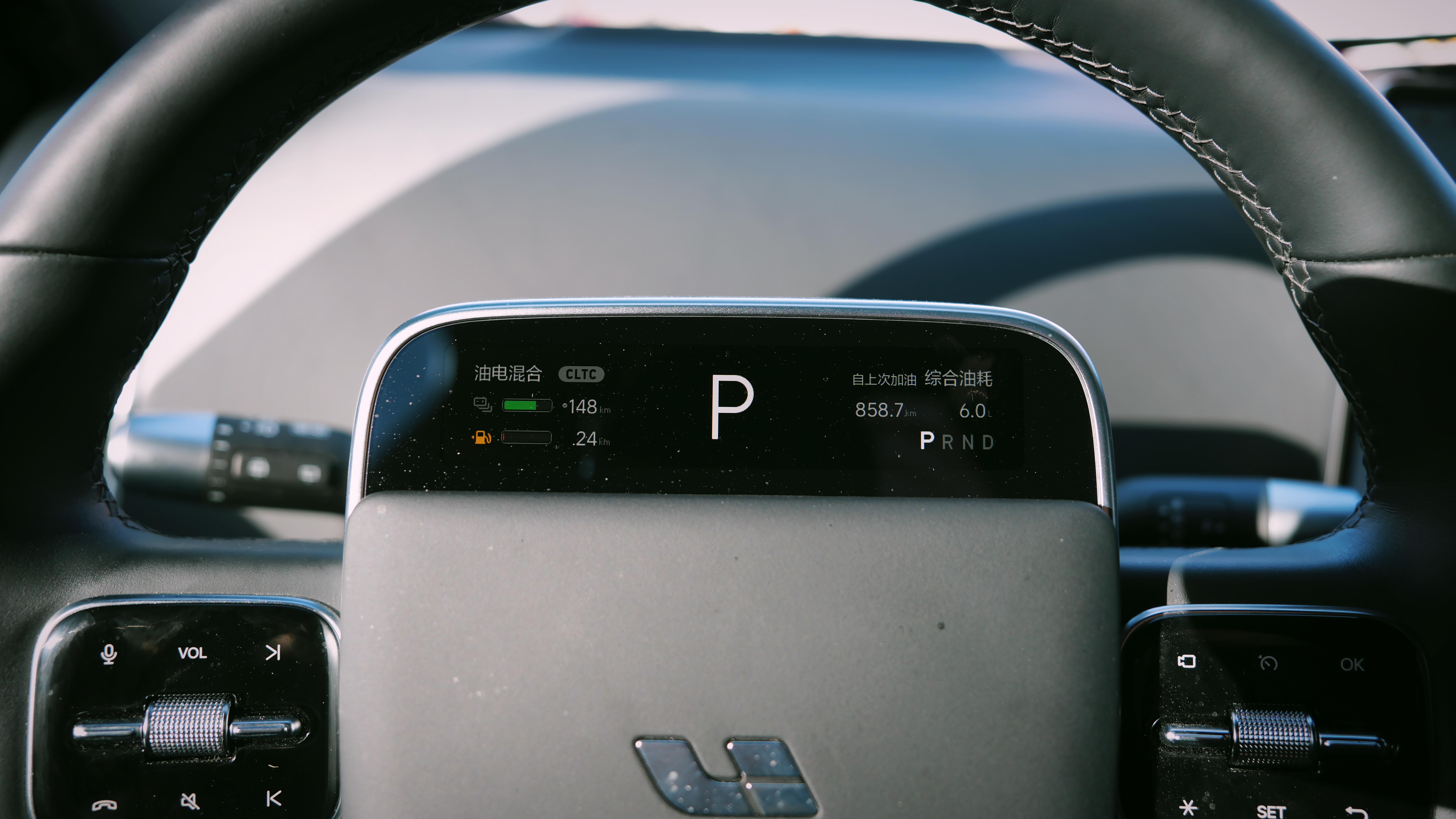 前几天在阿里无人区，温度在零下20-零上15度左右，海拔平均4200以上，两个人