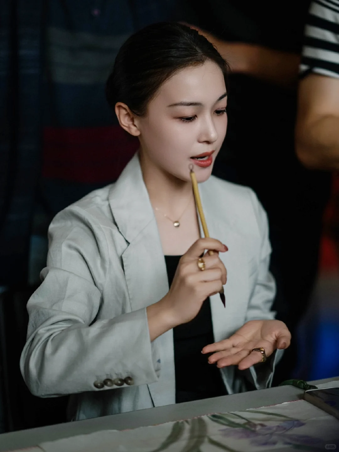 中法文化交流｜光明与力量的鸢尾花