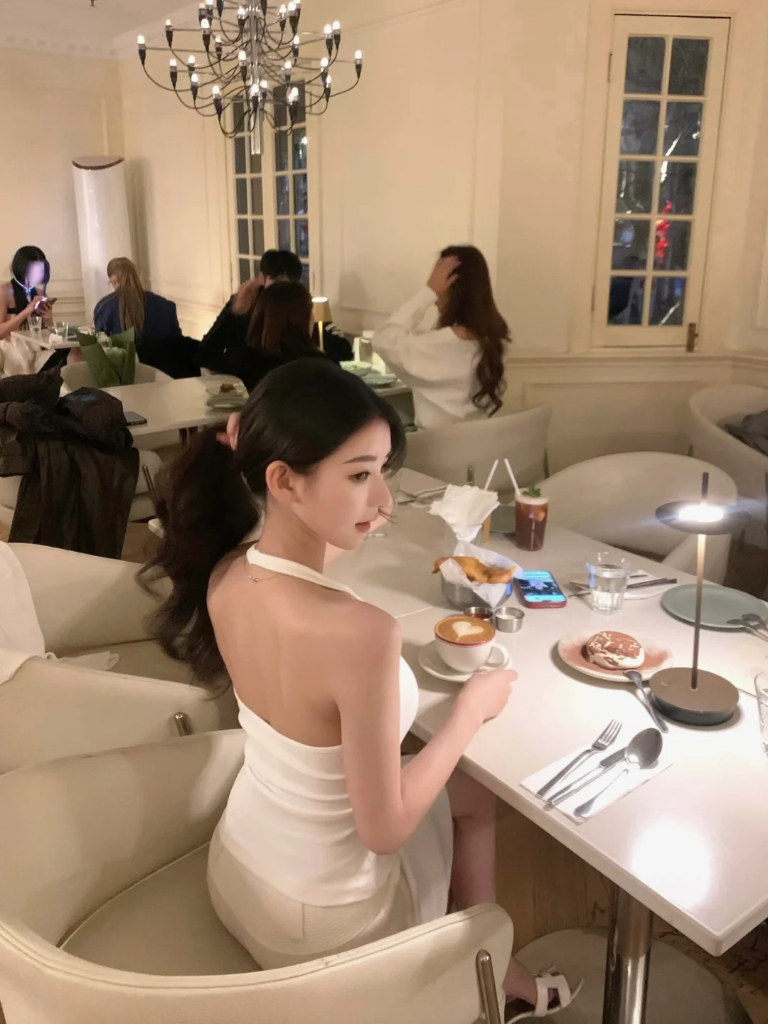 这次和姐姐吃饭 下次呢