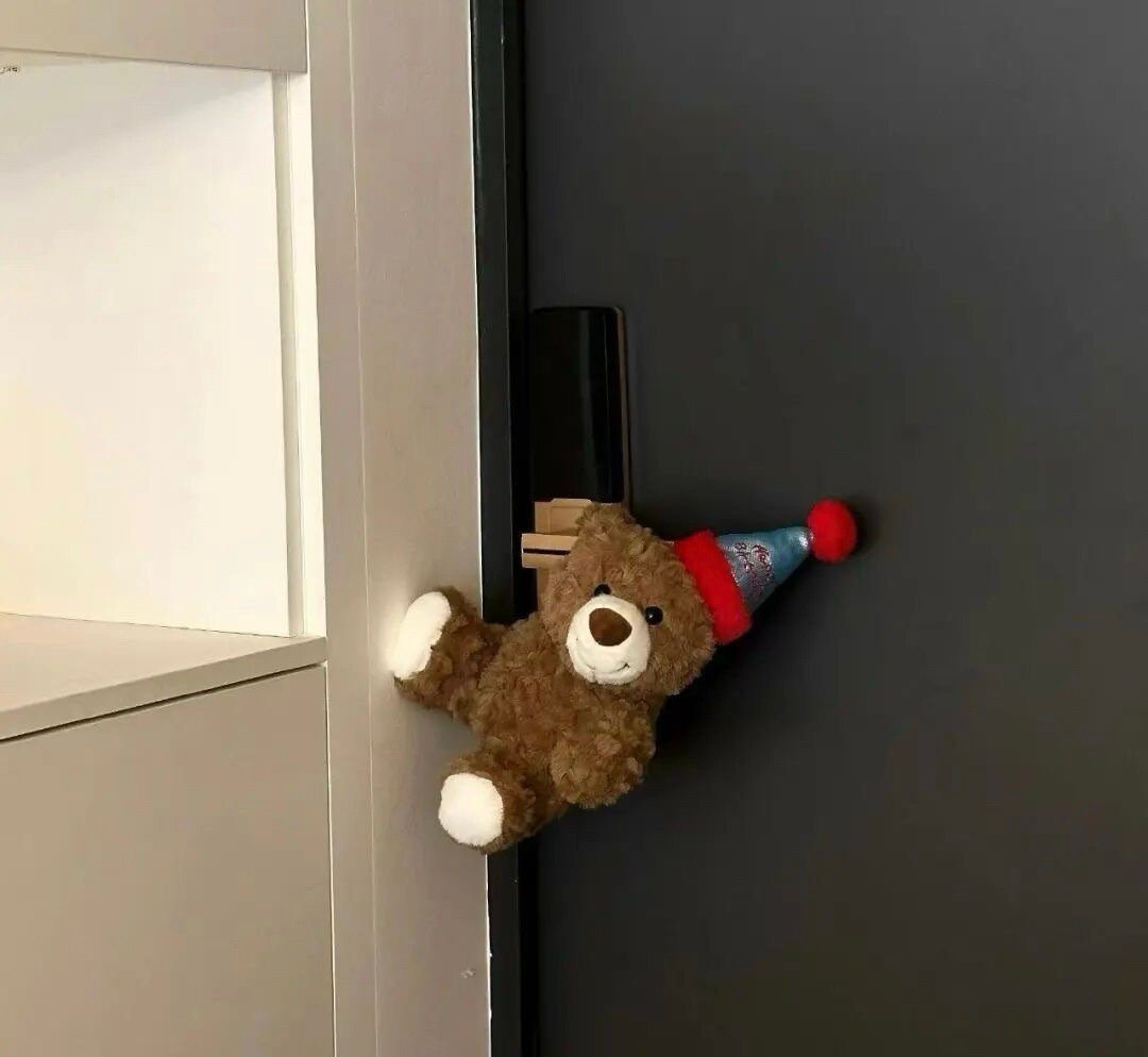 没有过不去的坎，只有过不完的坎。 ​​​