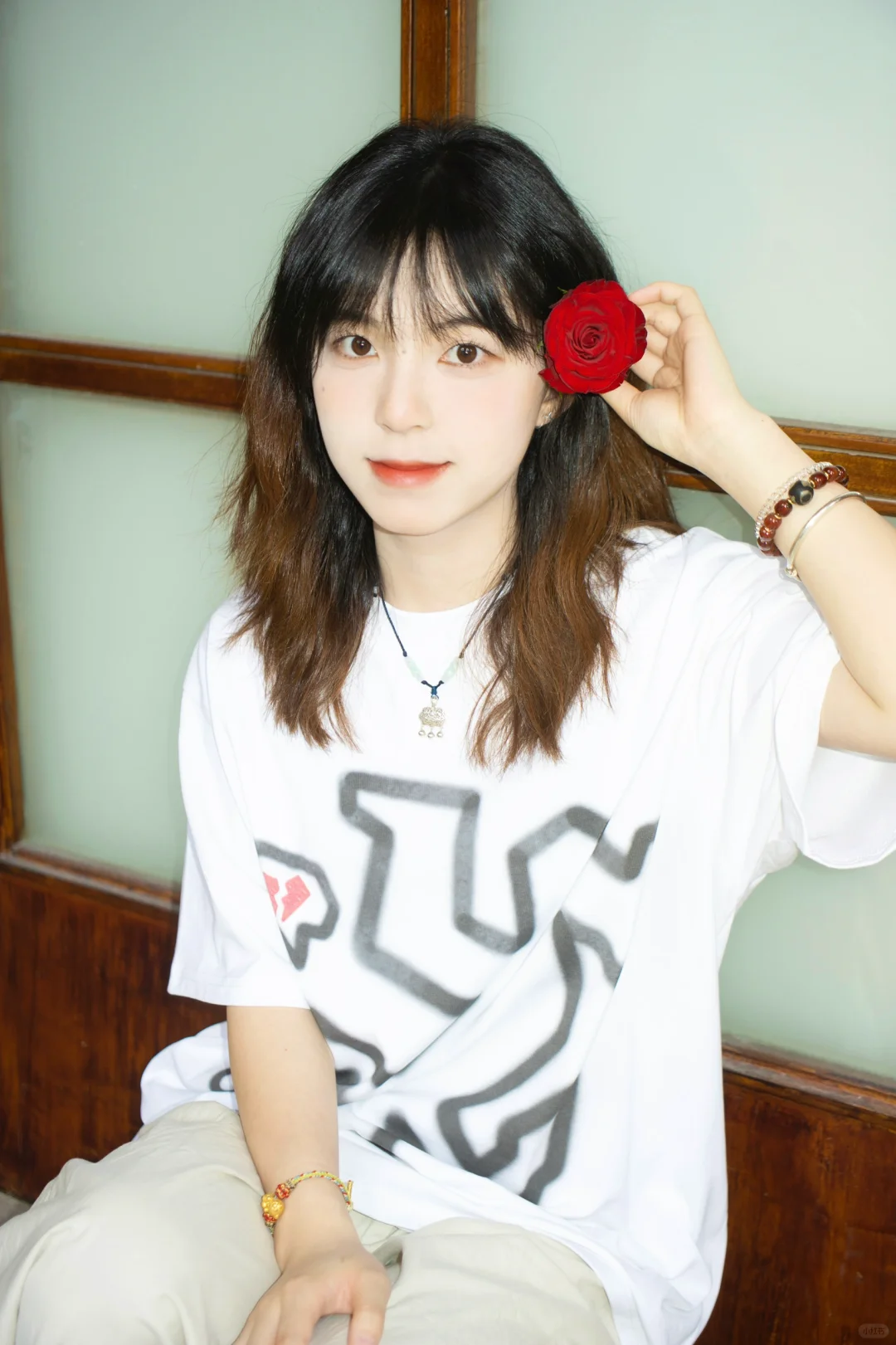 这个玫瑰花还怪好看的