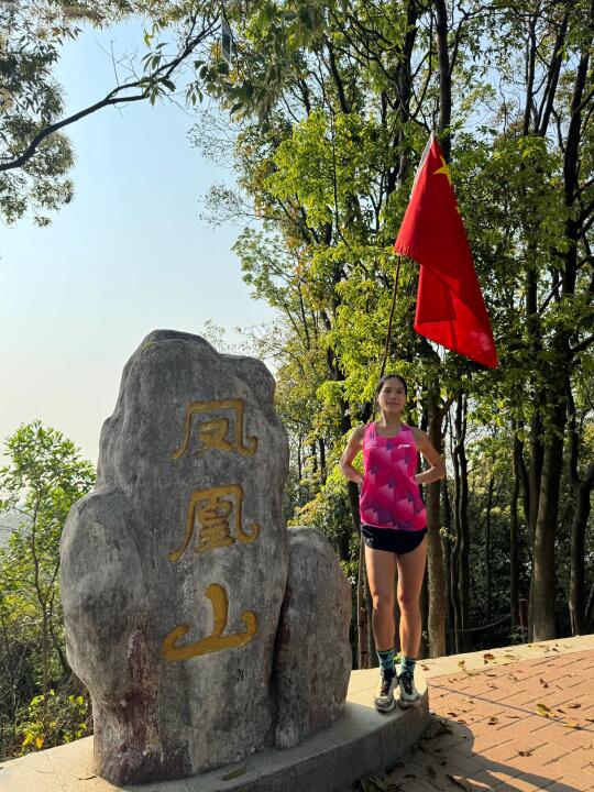 女孩子们都去练肌肉💪练力量