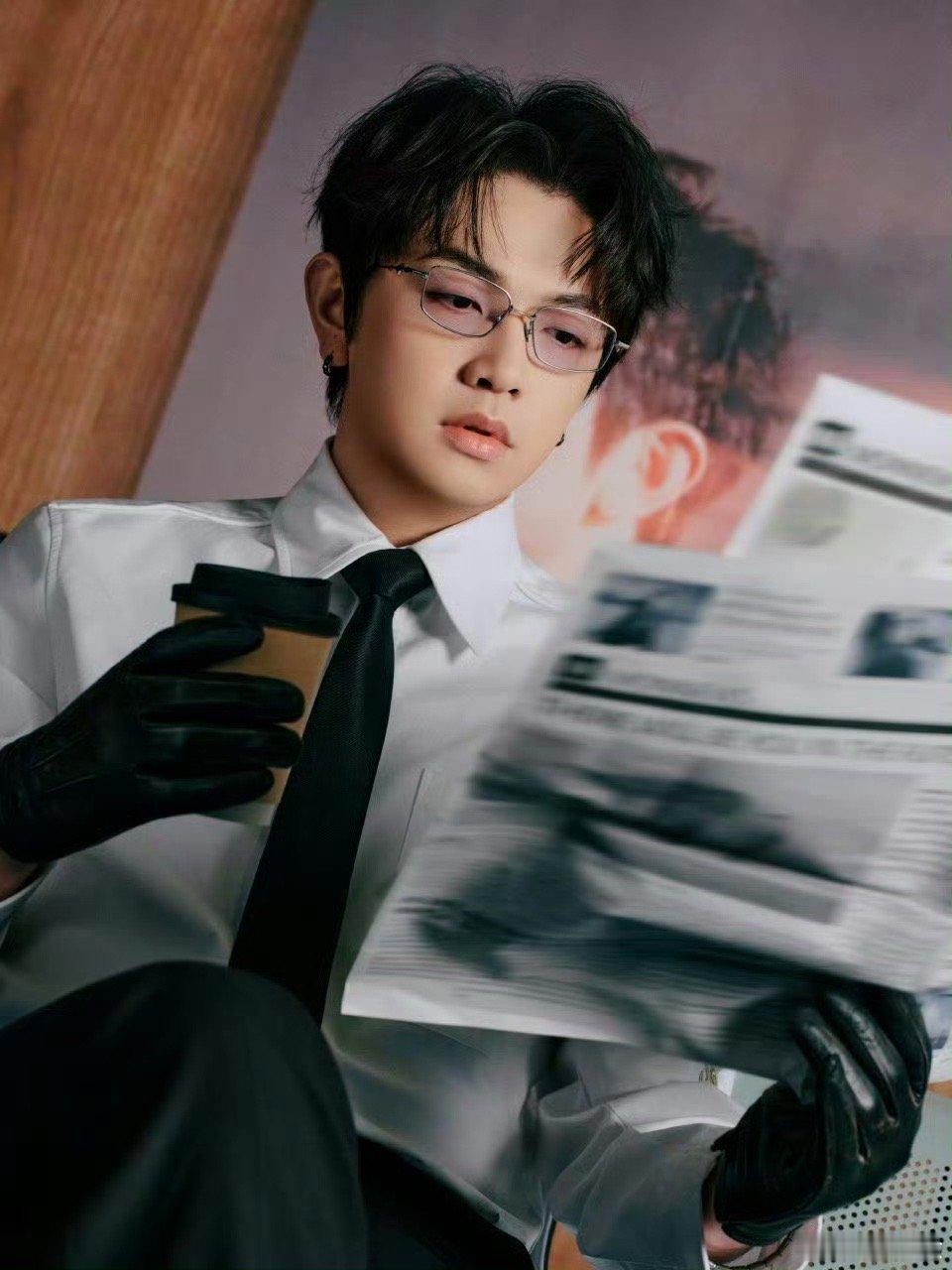 庾澄庆苏有朋颜人中王赫野干杯 声生不息名场面｜四人合唱《干杯》，这阵容我能吹一万