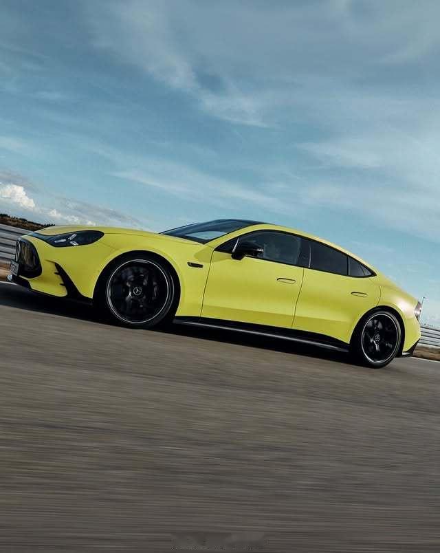 奔驰发布全新电动AMG GT 4门轿跑🚀1169马力🚀2.1秒破百🚀6.4