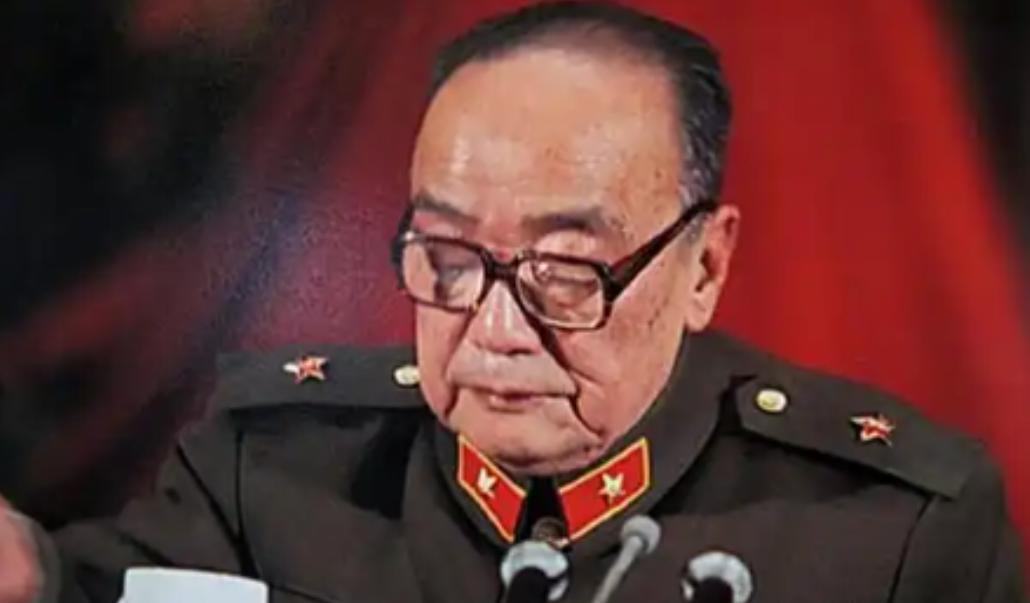 1987年，时任军委副主席的杨尚昆访问法国 ，谁知，他的专机竟被法国人暴力拆解，