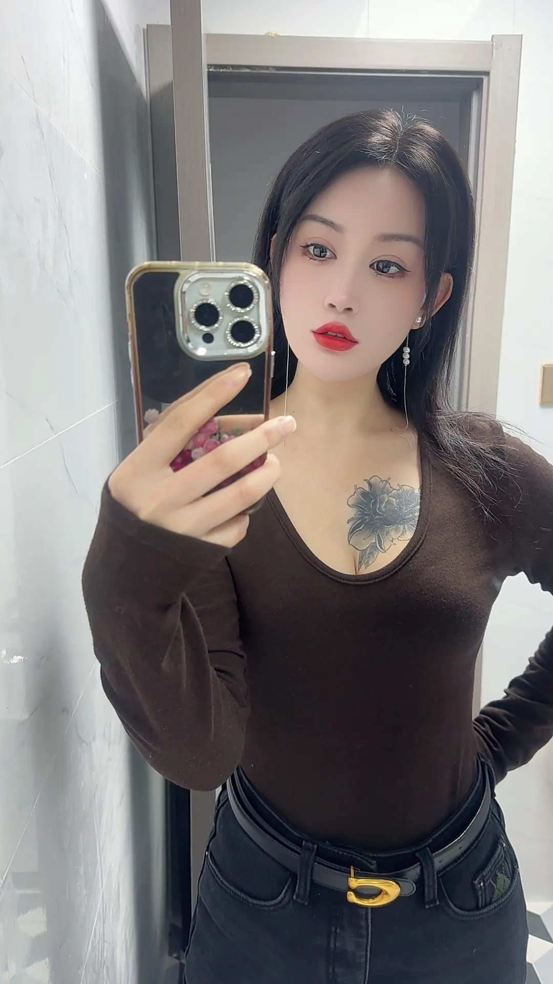 何以解忧唯有暴富