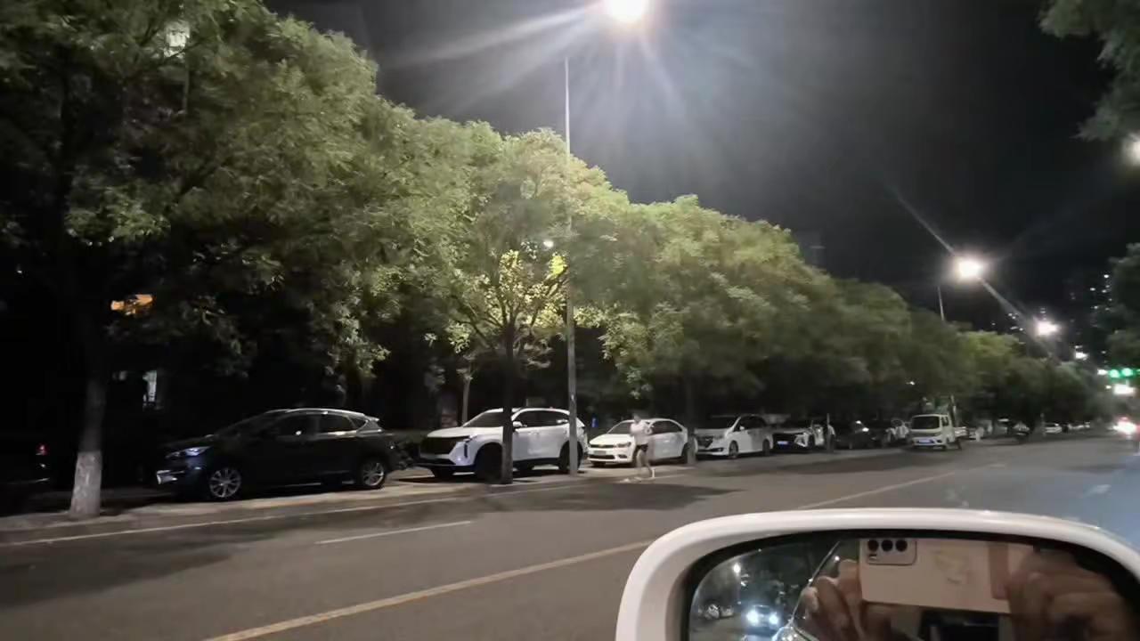 炖好肉🥩去跑步🏃🏻‍♀️赏日落🌇偶遇家属❤️