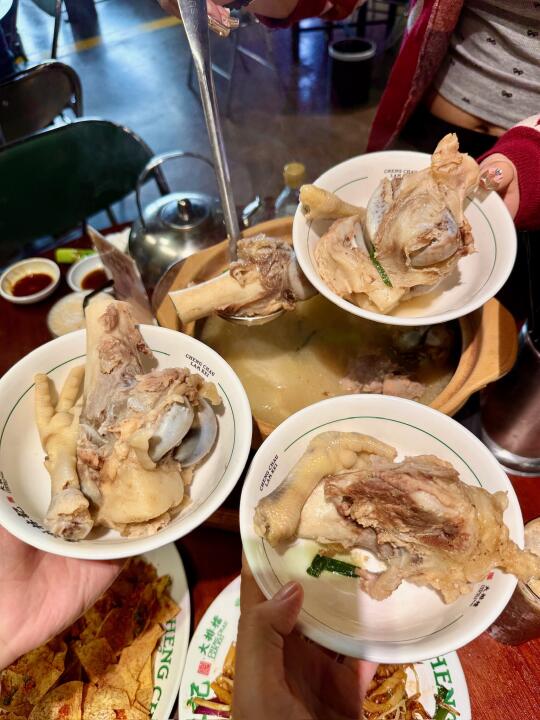 澳门最好吃的猪骨鸡脚煲在珠海也能吃到了！！