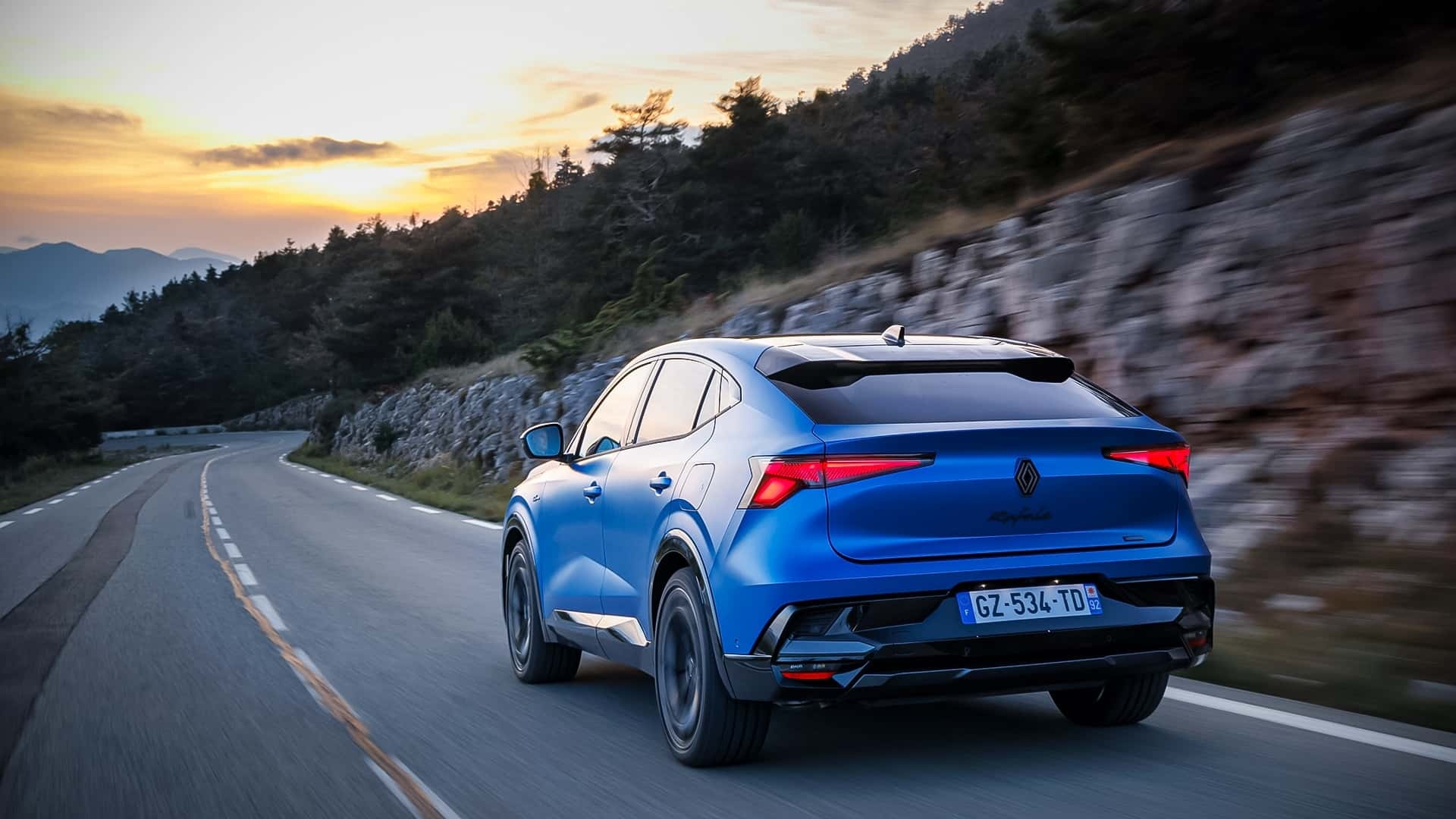 Renault Rafale E-Tech 300 4x4 