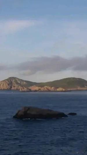 中方巡航钓鱼岛 日方竟提抗议 中方巡航钓鱼岛，日方无端抗议
11月16日，中国海