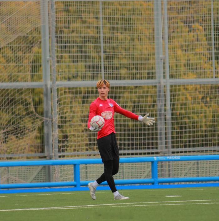 吴以琛 22岁中国香港门将 吴以琛 本赛季效力于西班牙乌塞拉体育联盟，代表B队参