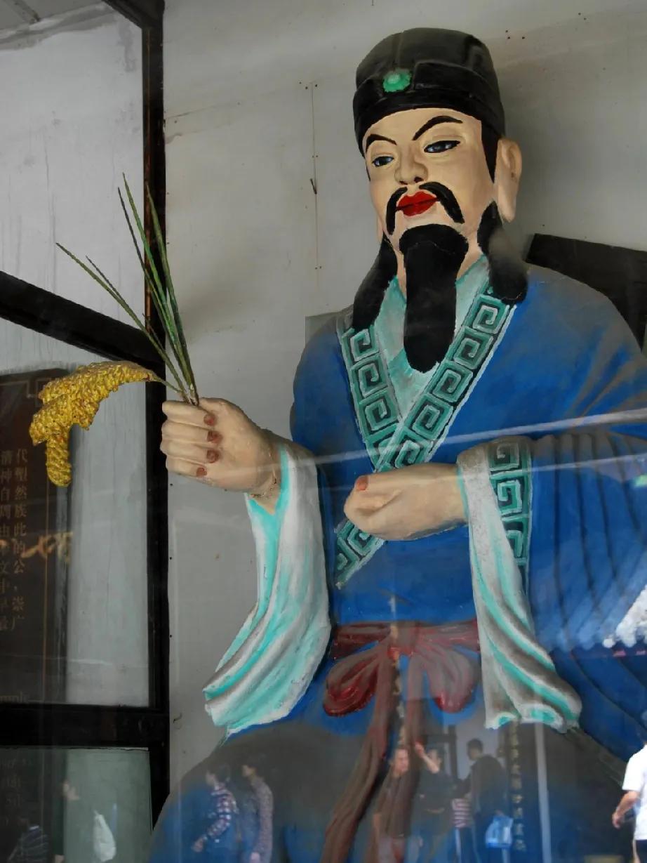 《谷神赞》原创
 
阡陌耕耘育稷粱，
普施嘉谷济生苍。
田畴岁岁承灵佑，
永护人