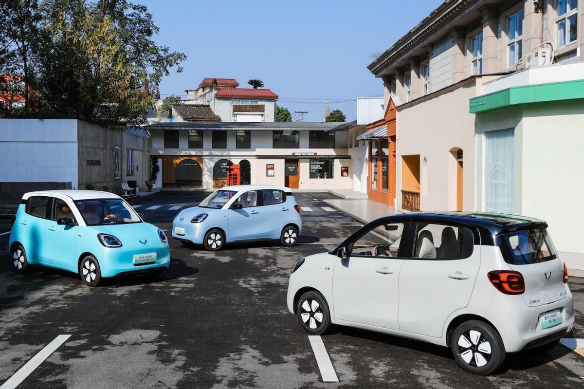 既能圆梦，也有陪伴，180万用户的宏光MINIEV故事。

8月才实现累计170