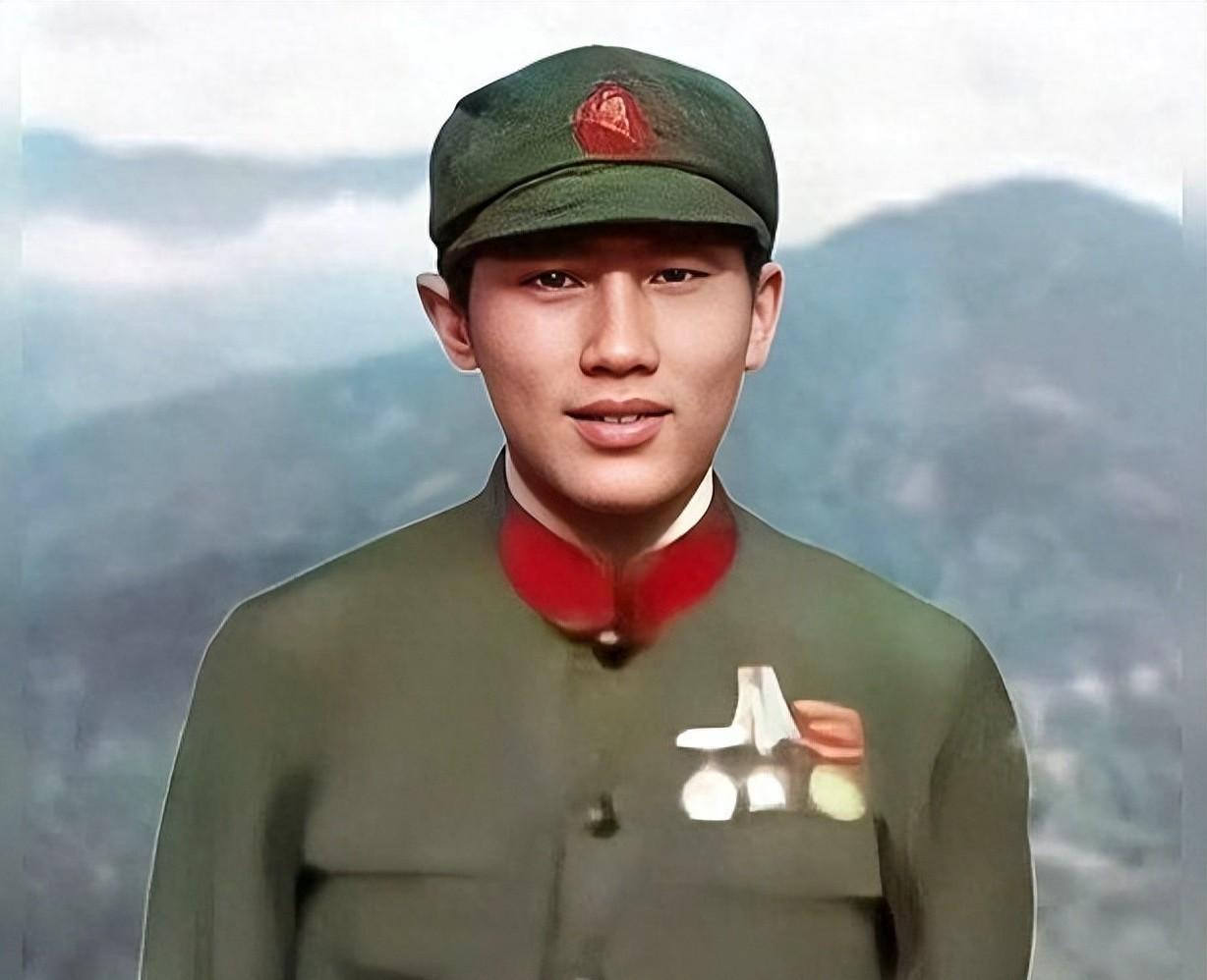 他不是将军，也不是记者，就是个普通侦察兵，踩过同登的泥，钻过扣马山的洞。
王志军