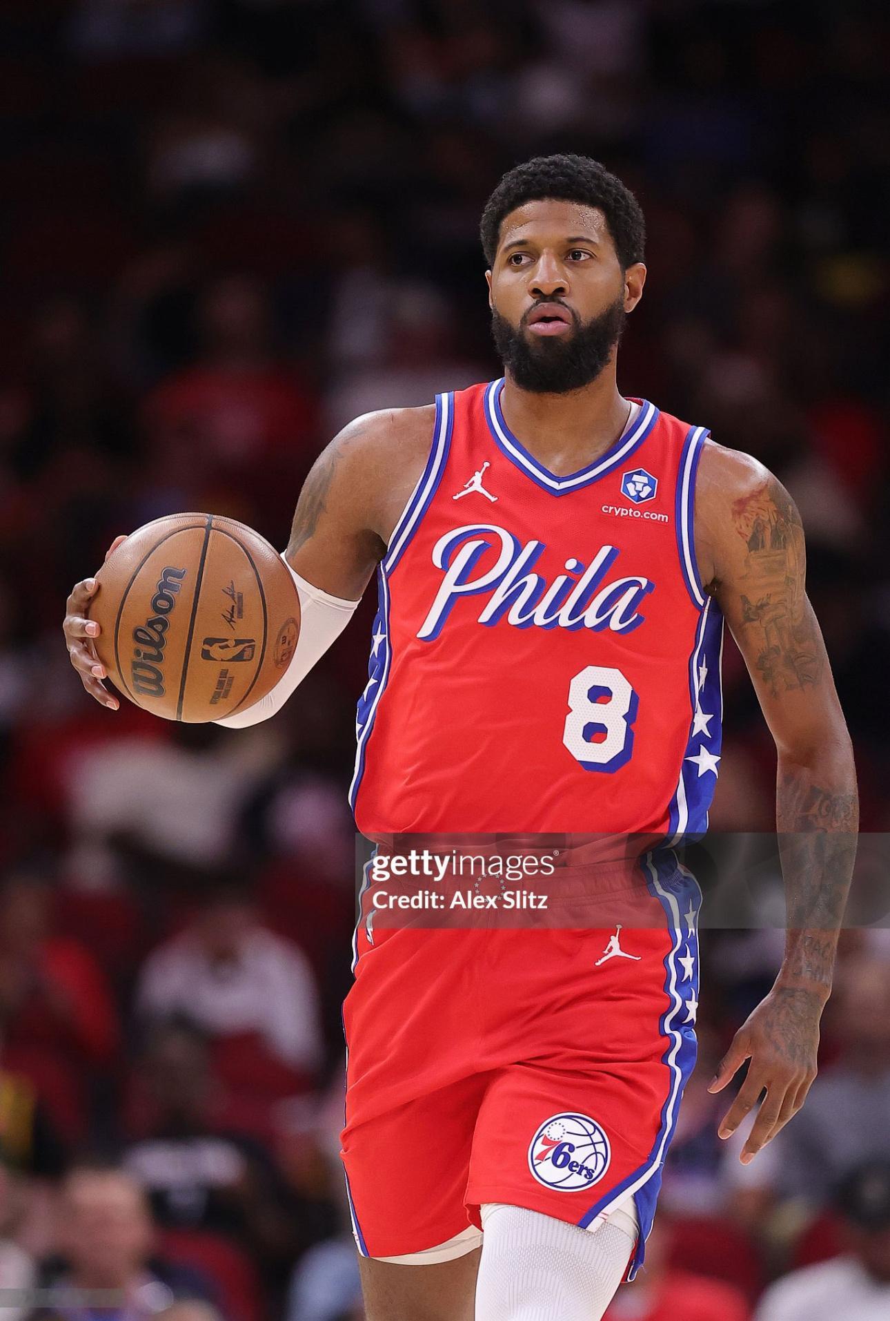 全场比赛结束：76人队客场102-113不敌火箭队，球队遭遇三连败！状态全无！乔