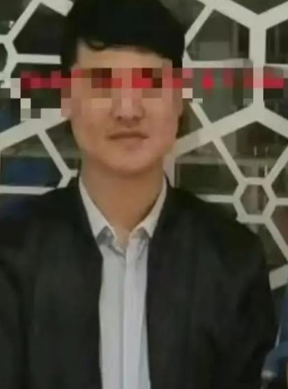 杨景媛要完蛋了！


武大教务处那封处分通知，
会一直束缚着她。
每次考编政审，