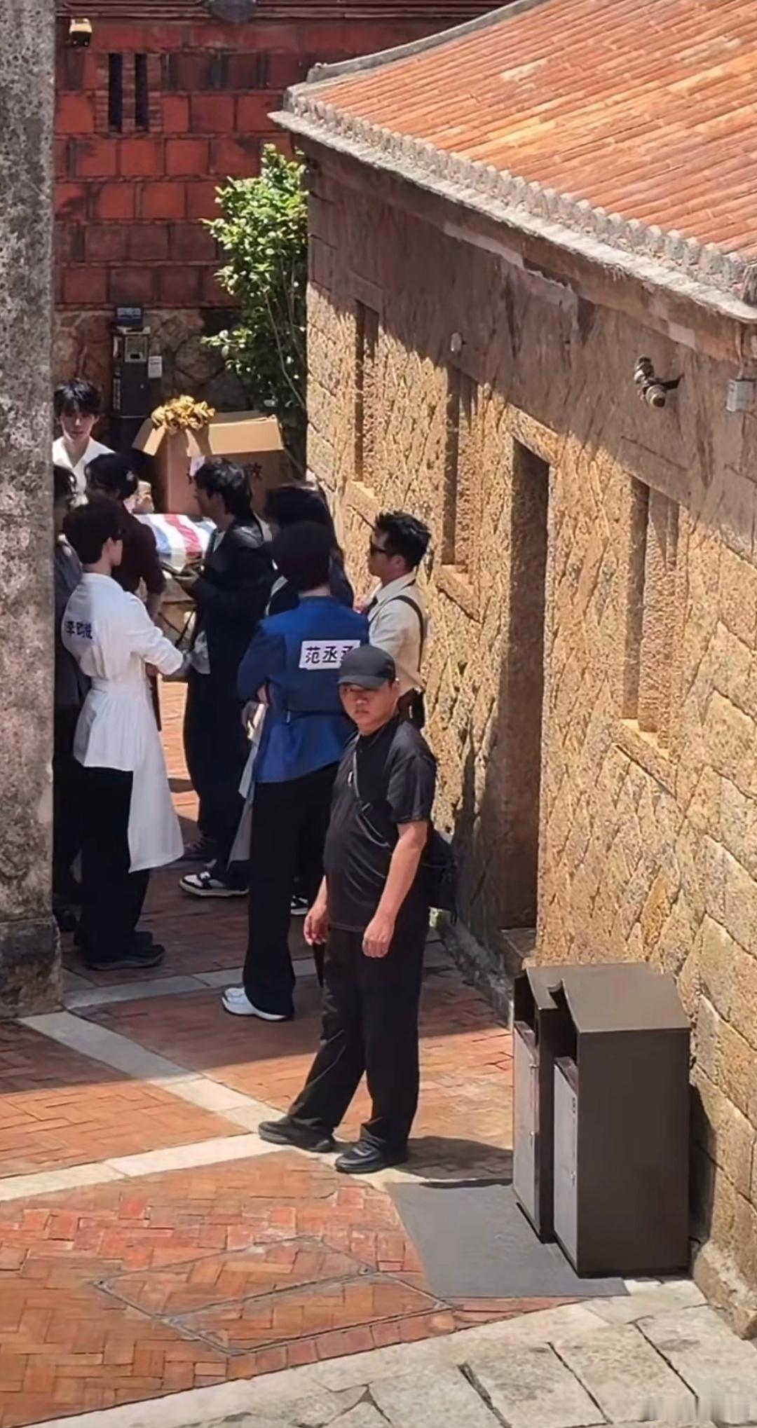 跑男真的超在意的跑男对收视率的在意，换个角度看，何尝不是一种认真。在这个综艺百花