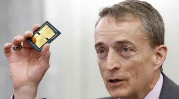 光刻机巨头阿斯麦公司的总裁曾断言“在高端芯片领域，中国要比美国落后十年！”，谁知