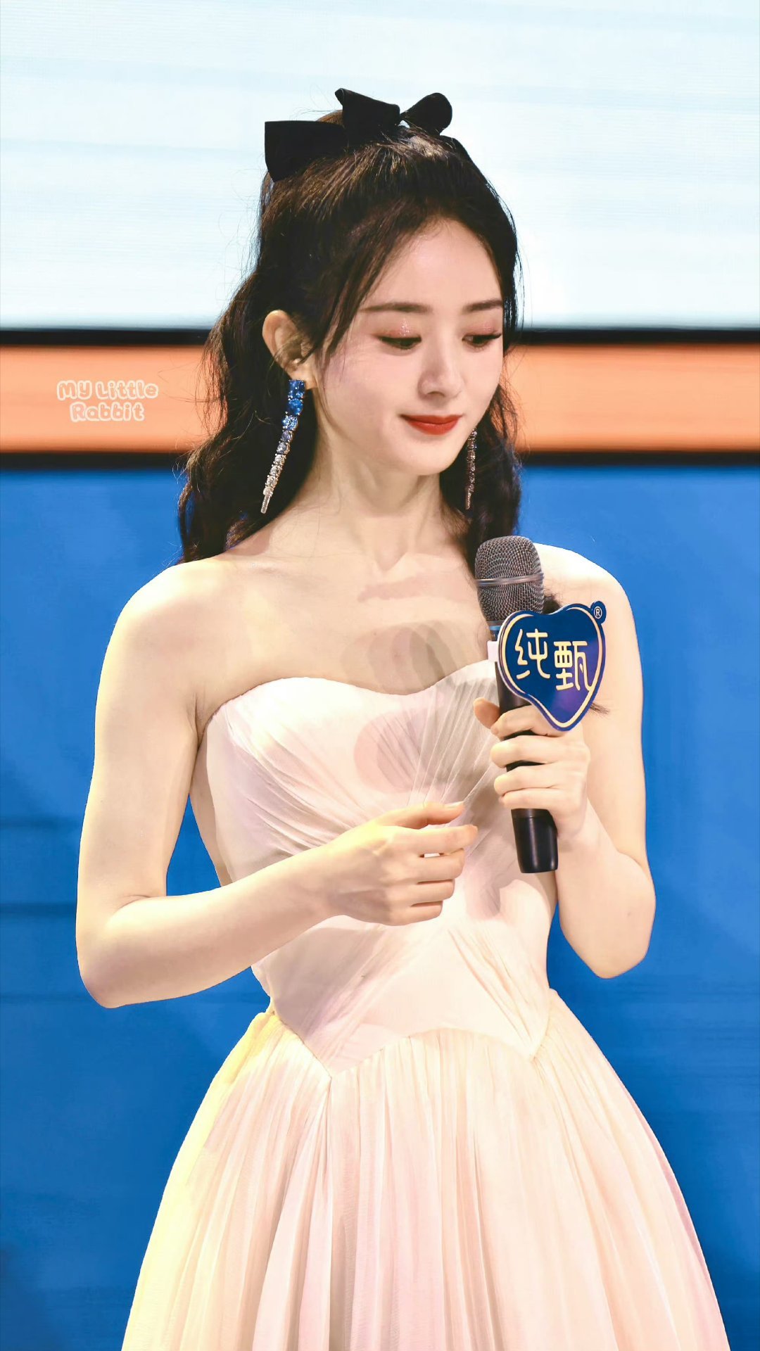 赵丽颖赵丽颖李秋萍 zly赵丽颖小城大事 “被诋毁过的玫瑰 却依然向往着世间”