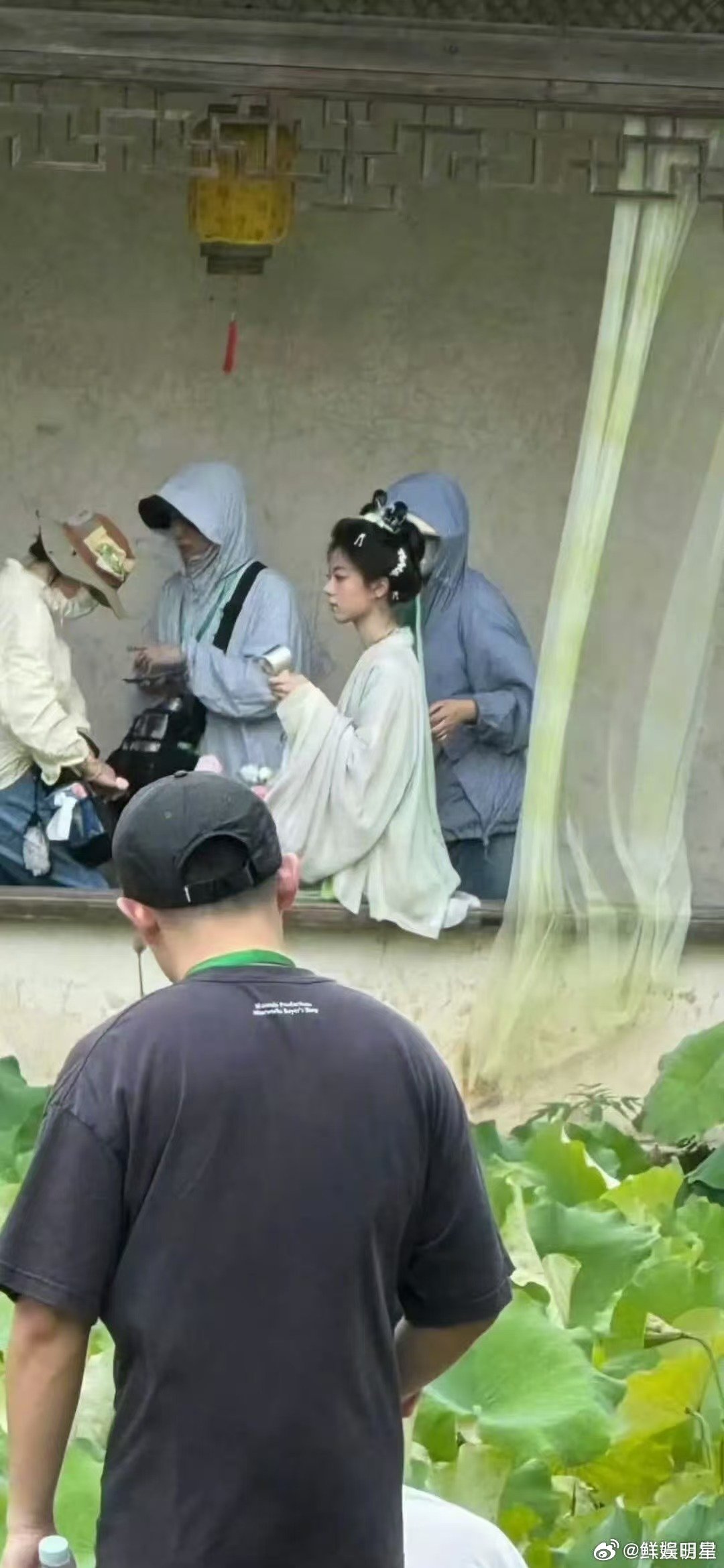 赵今麦一念江南试妆赵今麦一念江南首个路透一睹赵今麦古装试妆路透，灵动的神态搭配古