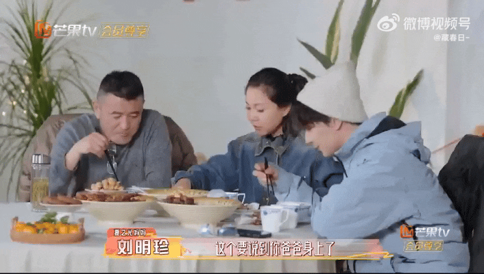 孩子是否应做父母婚姻的调停人 不做裁判，不做法官，做个温柔的中间人就够了 