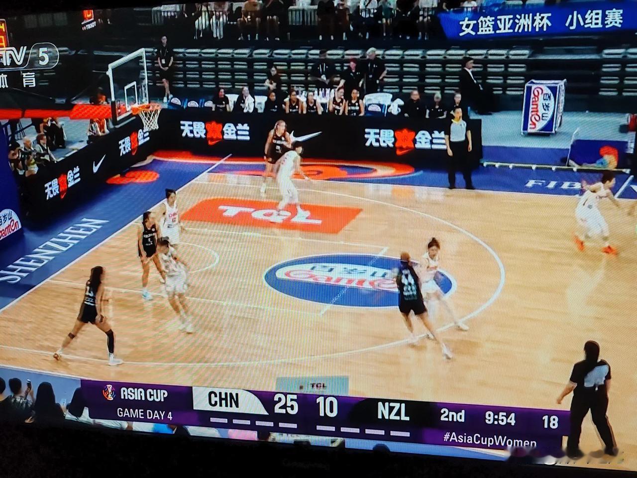 首节25：10，亚洲杯中国女篮VS新西兰

女篮亚洲杯小组赛今天继续，晚七点半是