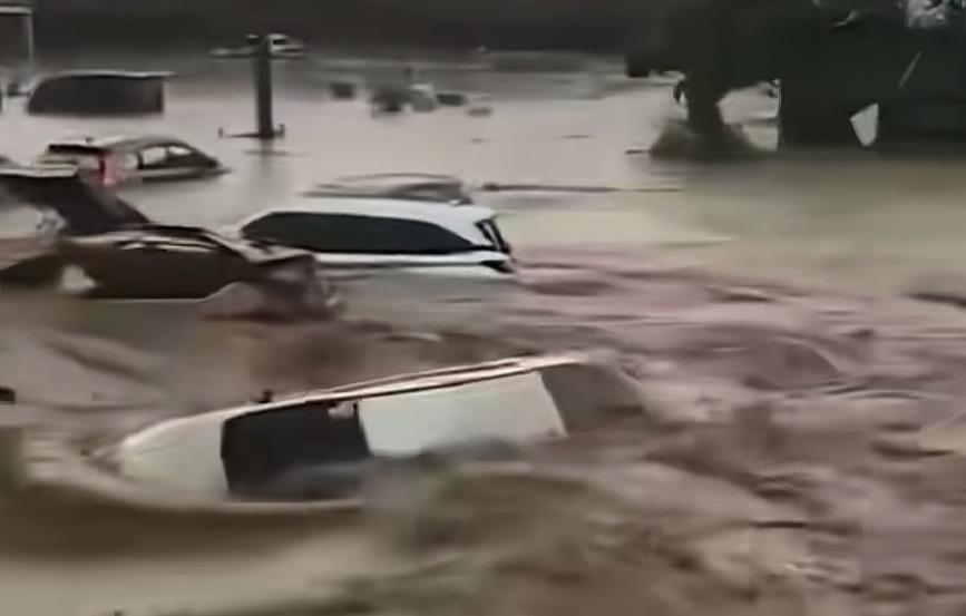 菲律宾总统小马科斯宣布11月6日为国家灾难日，台风海鸥在菲律宾中部和南部肆虐，到