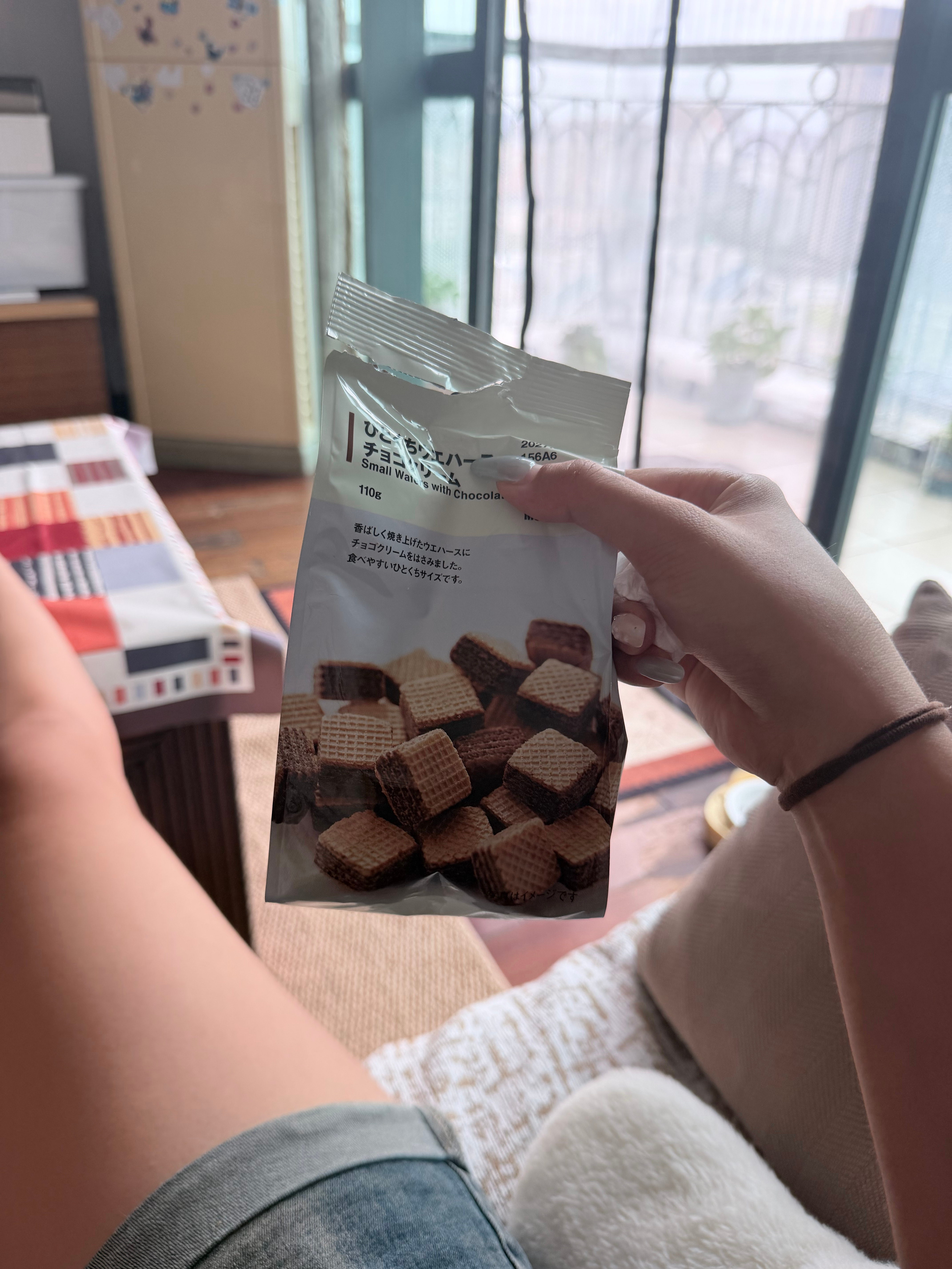 真的惊魂未定 还好朋友在我家本来就是新搬进来还不熟悉 玩的晚回家了正洗漱呢 突然