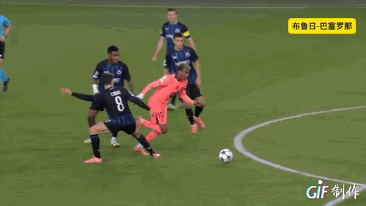 亚马尔单骑闯关破门+造对方乌龙！！！欧冠第4轮巴萨对阵布鲁日下半场第60分钟，亚