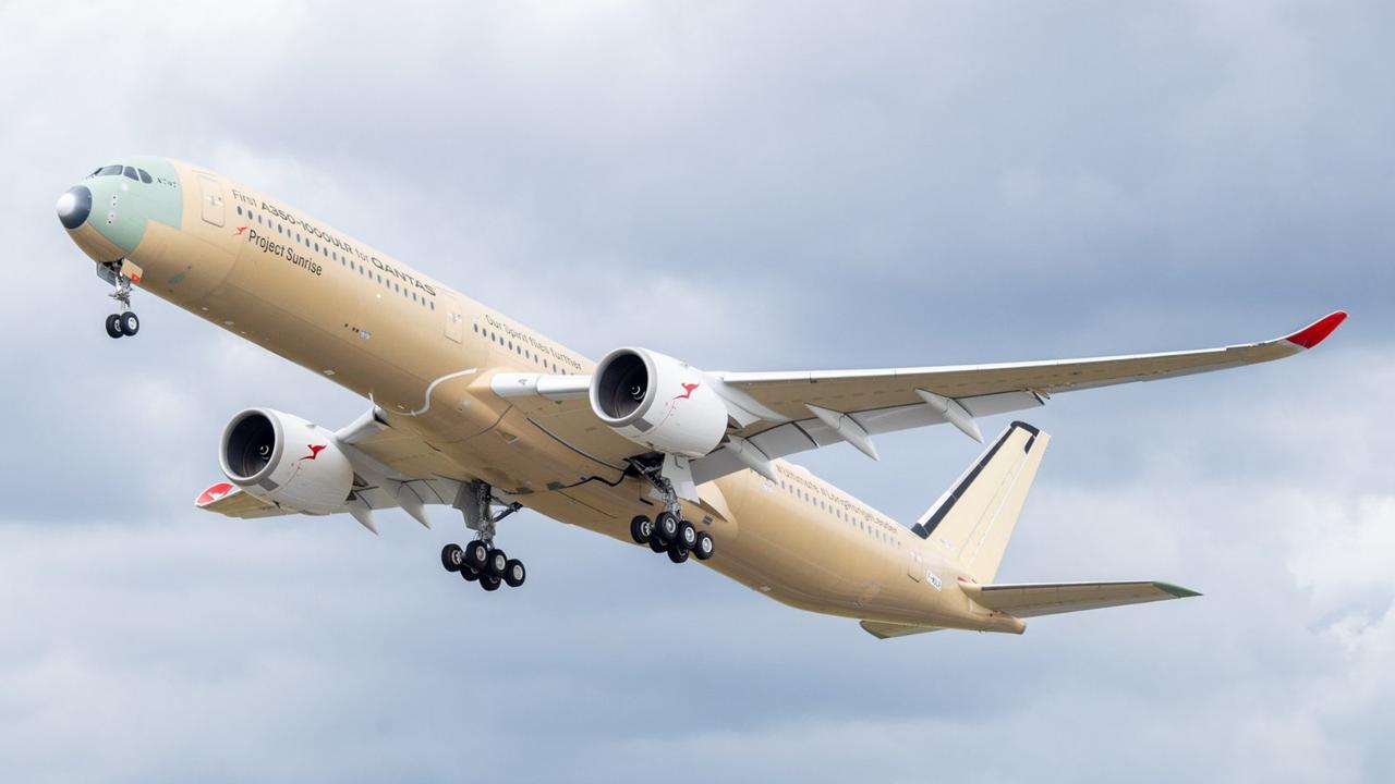 近日，澳洲航空首架空客A350-1000ULR完成首飞，该机为澳航12架同型订单