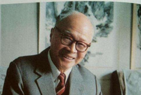 [微风]1960年，苏联将所有的驰援的科学家全部撤走，临走前，一位苏联专家悄悄告